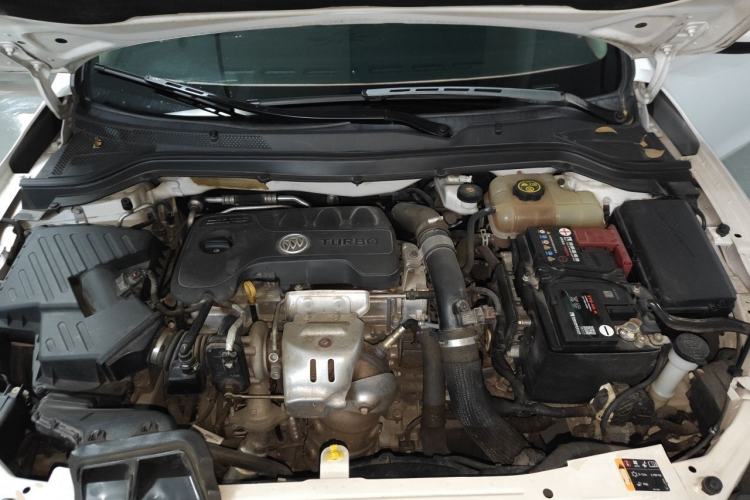 Used Buick GT 2018 18T Automatic Elite Model Engine Bay