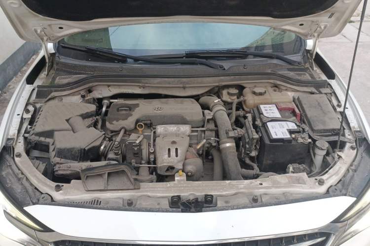Used Buick GT 2018 18T Automatic Elite Model Engine Bay