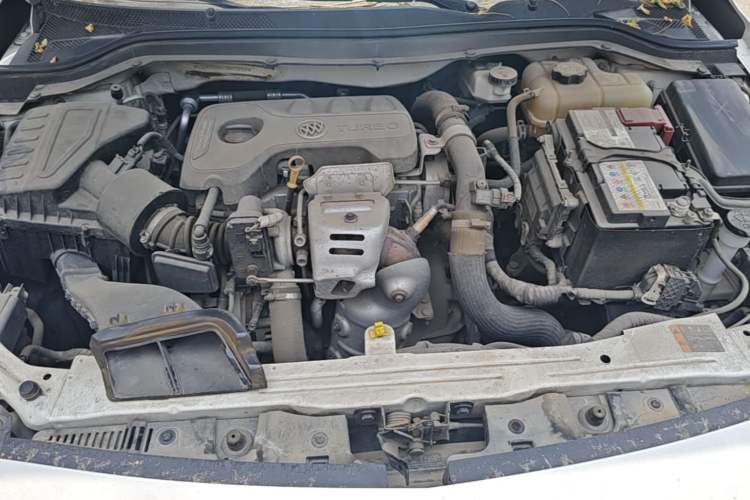 Used Buick GT 2018 15T Manual Entry-Level Version China V Standard Engine Bay