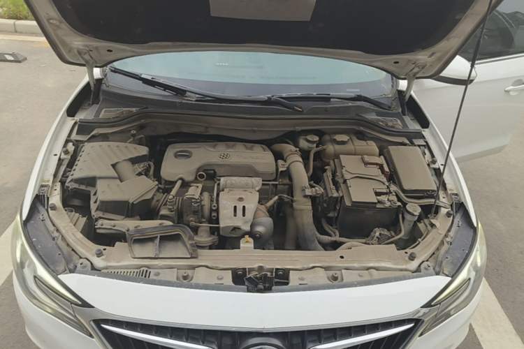 Used Buick GT 2018 18T Automatic Elite Model Engine Bay