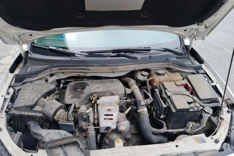 Used Buick GT 2018 15T Dual-Clutch Elite Model China V Standard Engine Bay