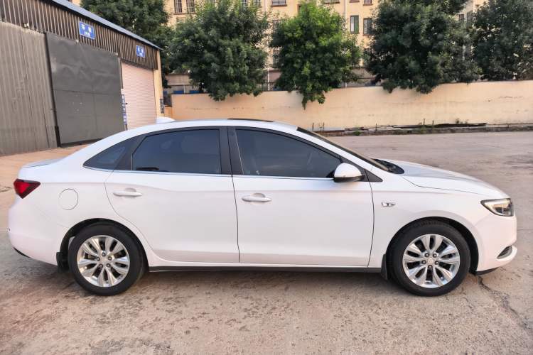 Used Buick GT 2018 15T Manual Elite Version China V Standard Exterior 1