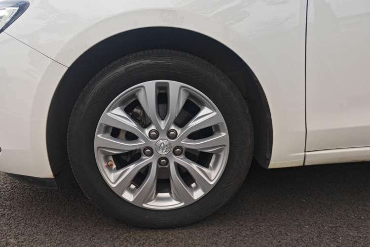 Used Buick GT 2018 15T Dual-Clutch Elite Model China V Standard Exterior 10