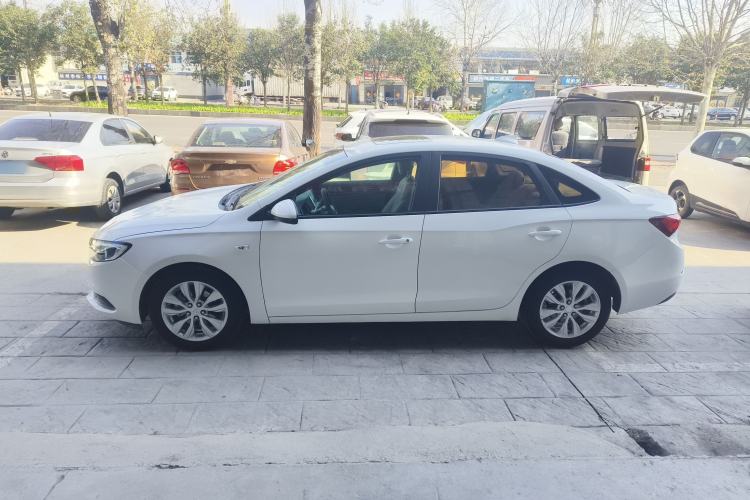 Used Buick GT 2018 15T Dual-Clutch Elite Model China V Standard Exterior 2
