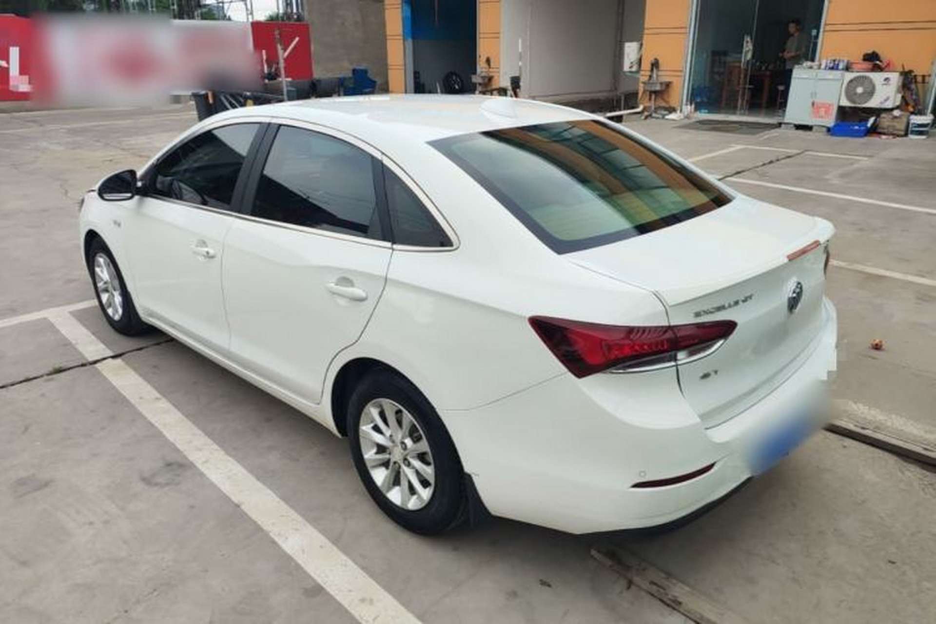 Used Buick GT 2018 15T Manual Entry-Level Version China V Standard Exterior 2