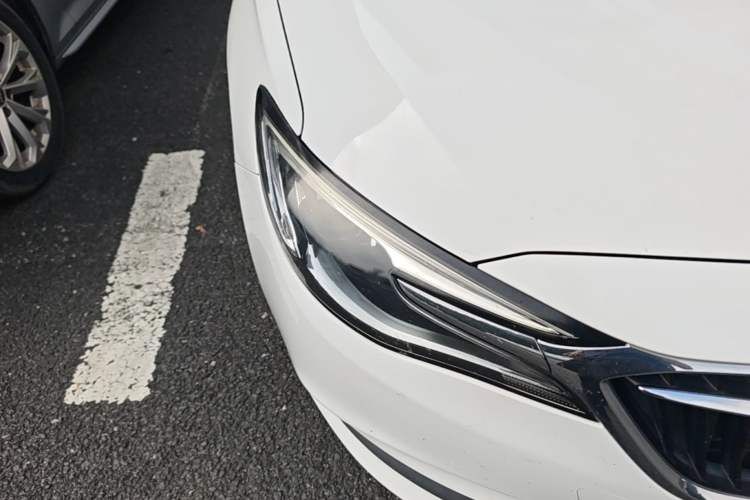 Used Buick GT 2018 18T Automatic Elite Model Exterior 3
