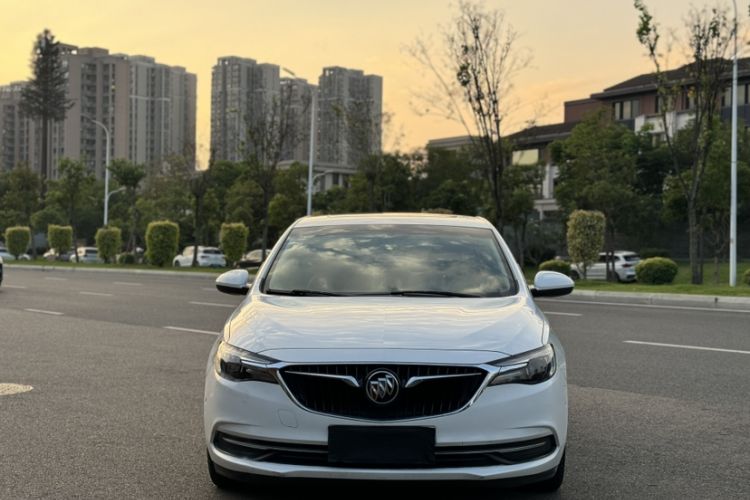 Used Buick GT 2018 18T Automatic Flagship Model Exterior 5