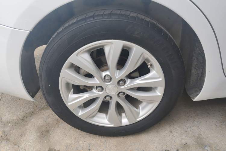 Used Buick GT 2018 15T Dual-Clutch Elite Model China V Standard Exterior 5