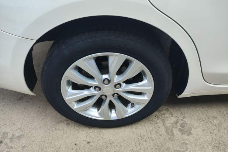 Used Buick GT 2018 15T Dual-Clutch Elite Model China V Standard Exterior 5