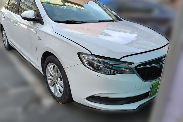 Used Buick GT 2018 15T Dual-Clutch Elite Model China V Standard Front Right 45 Deg