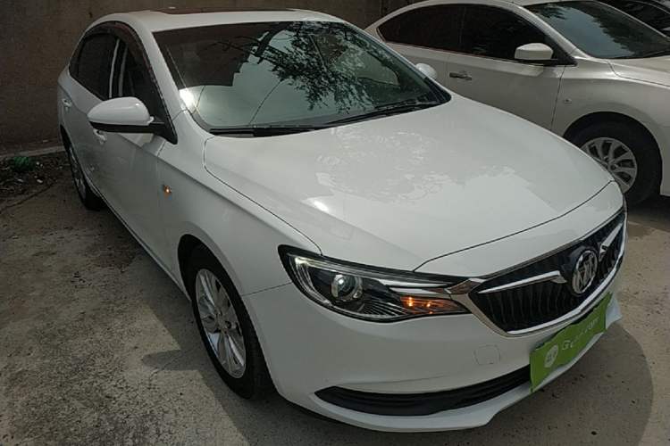 Used Buick GT 2018 15T Dual-Clutch Elite Model China V Standard Front Right 45 Deg