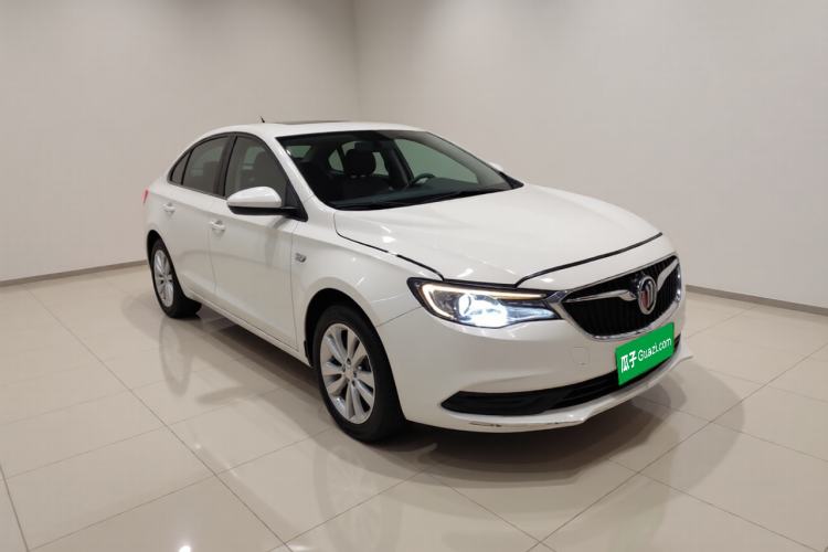 Used Buick GT 2018 15T Manual Elite Version China V Standard Front Right 45 Deg