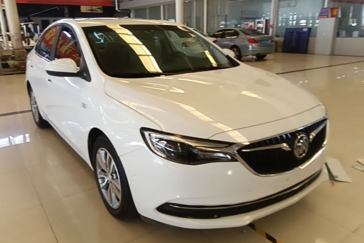 Used Buick GT 2018 18T Automatic Flagship Model Front Right 45 Deg
