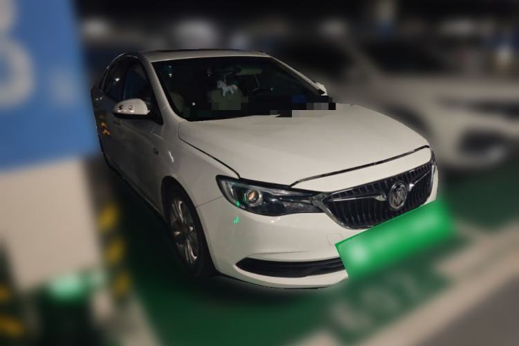 Used Buick GT 2018 15T Dual-Clutch Elite Model China V Standard Front Right 45 Deg