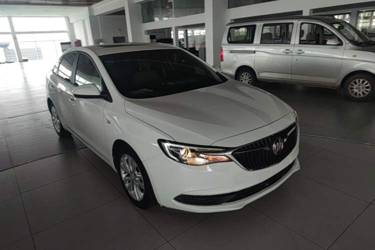 Used Buick GT 2018 15T Dual-Clutch Elite Model China V Standard Front Right 45 Deg