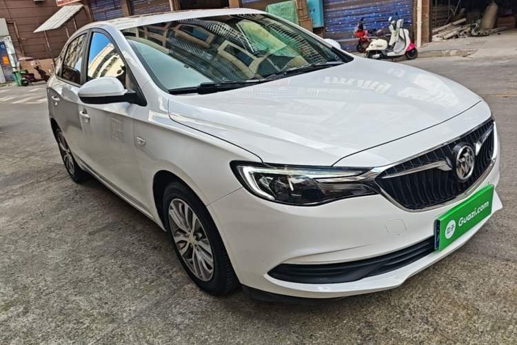 Used Buick GT 2018 18T Automatic Elite Model Front Right 45 Deg