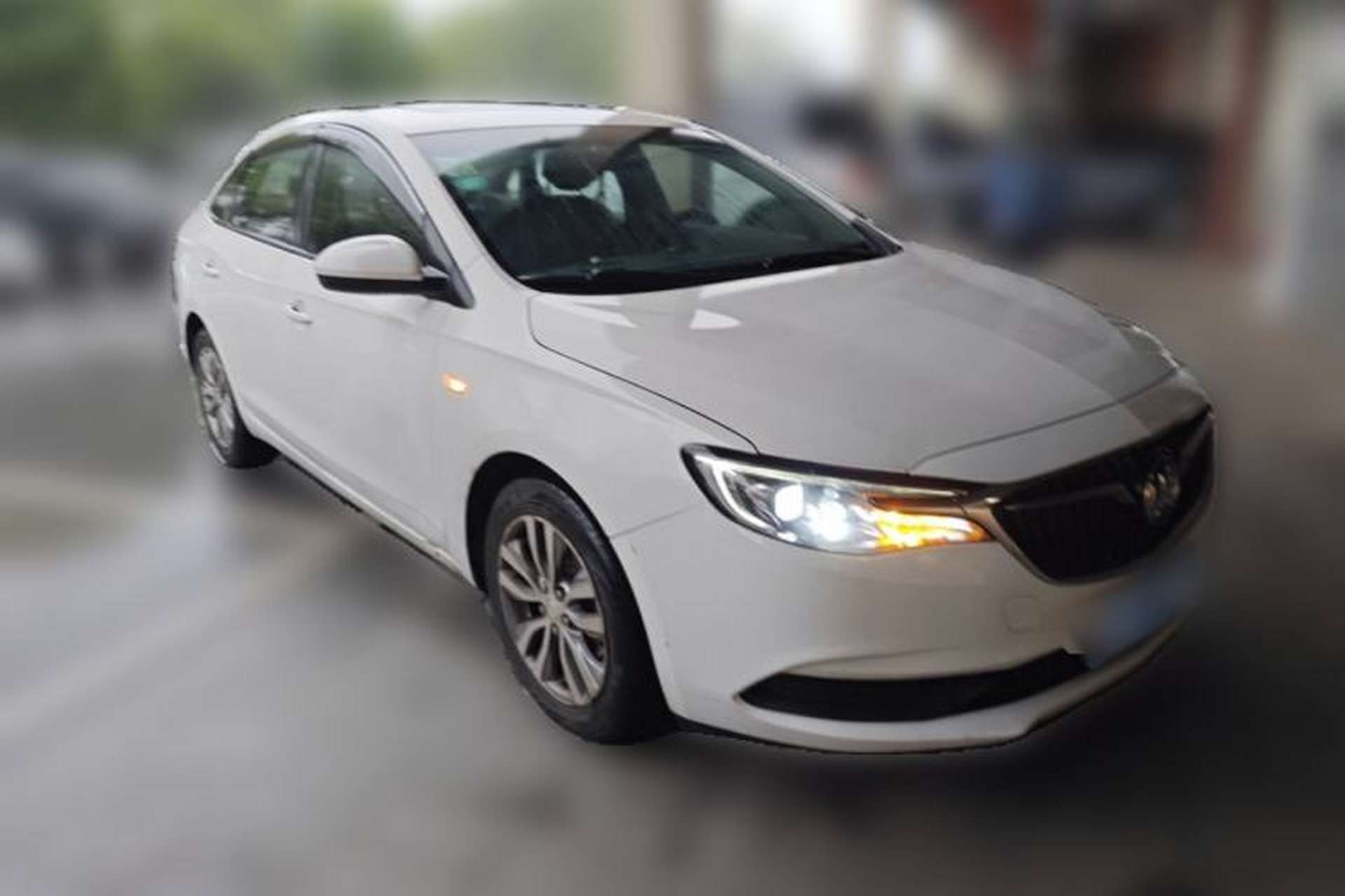 Used Buick GT 2018 18T Automatic Elite Model Front Right 45 Deg