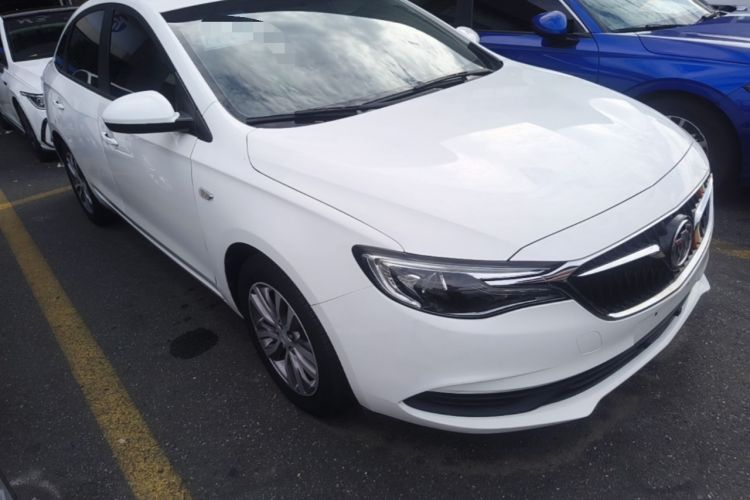 Used Buick GT 2018 18T Automatic Elite Model Front Right 45 Deg