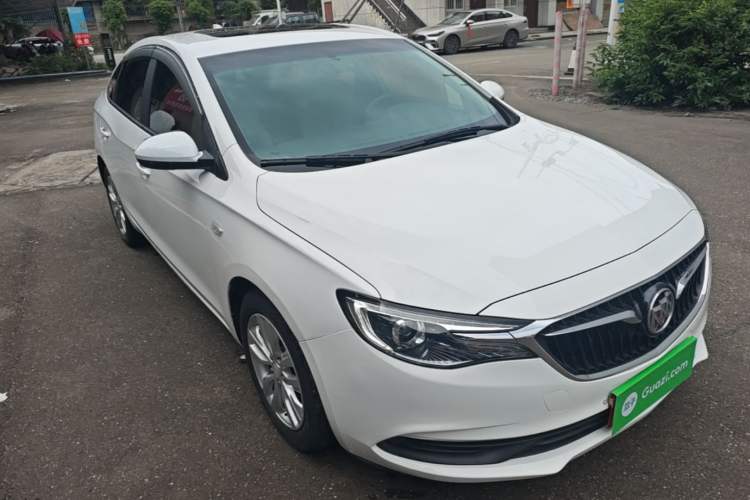 Used Buick GT 2018 15T Manual Elite Version China V Standard Front Right 45 Deg