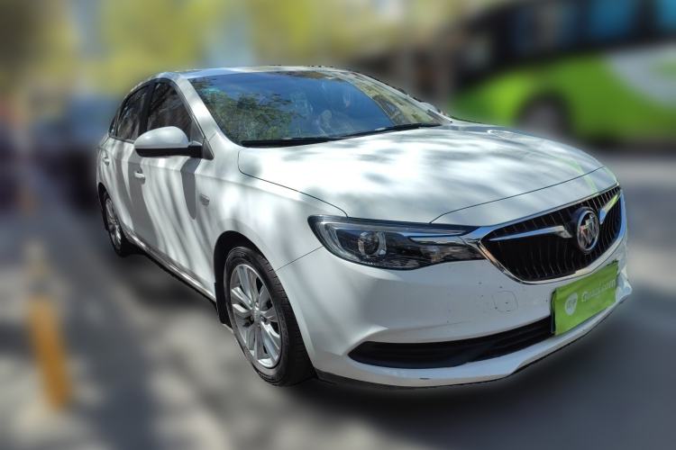 Used Buick GT 2018 15T Dual-Clutch Elite Model China V Standard Front Right 45 Deg