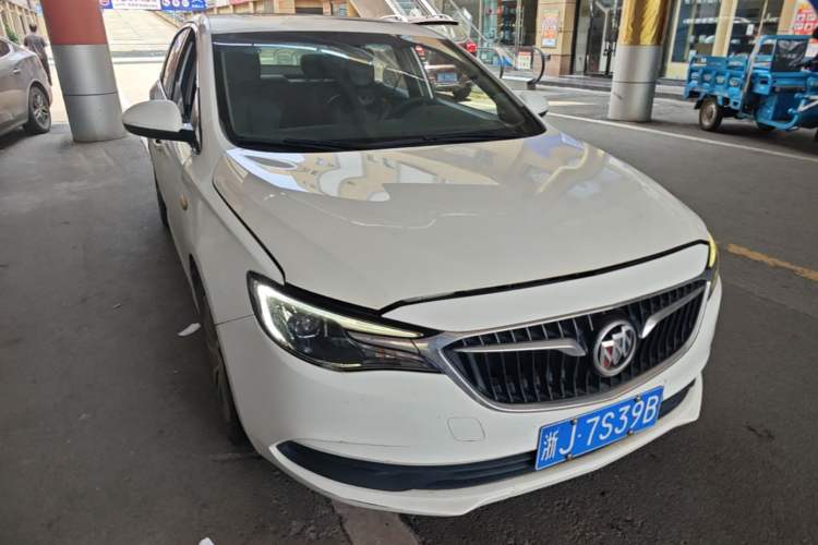 Used Buick GT 2018 18T Automatic Elite Model Front Right 45 Deg