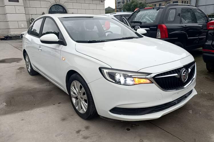 Used Buick GT 2018 15T Dual-Clutch Elite Model China V Standard Front Right 45 Deg