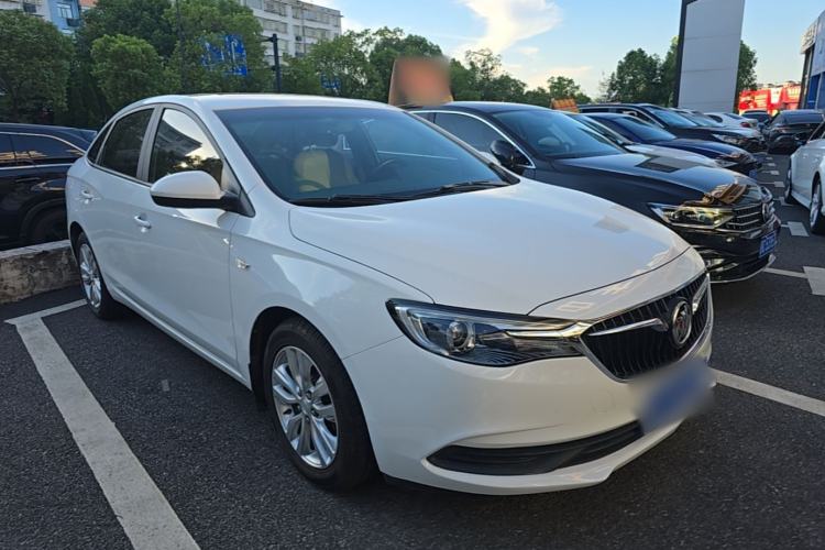 Used Buick GT 2018 15T Dual-Clutch Elite Model China V Standard Front Right 45 Deg