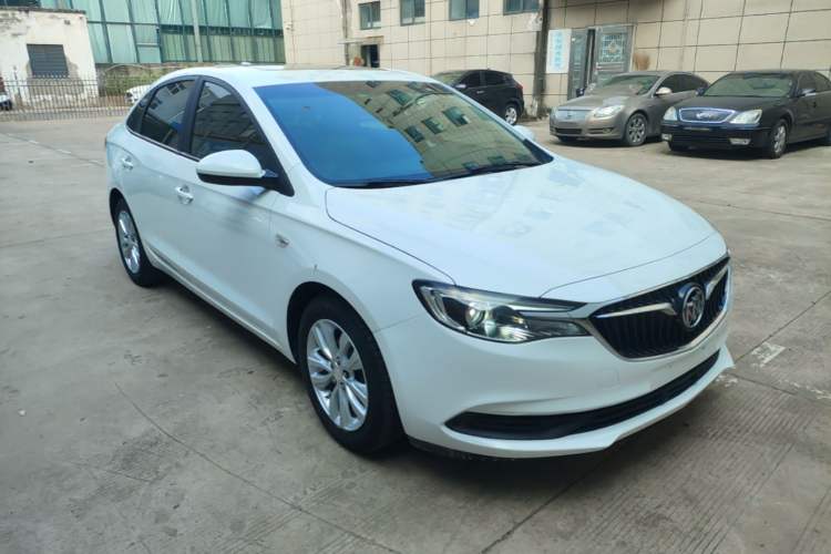 Used Buick GT 2018 15T Dual-Clutch Elite Model China V Standard Front Right 45 Deg