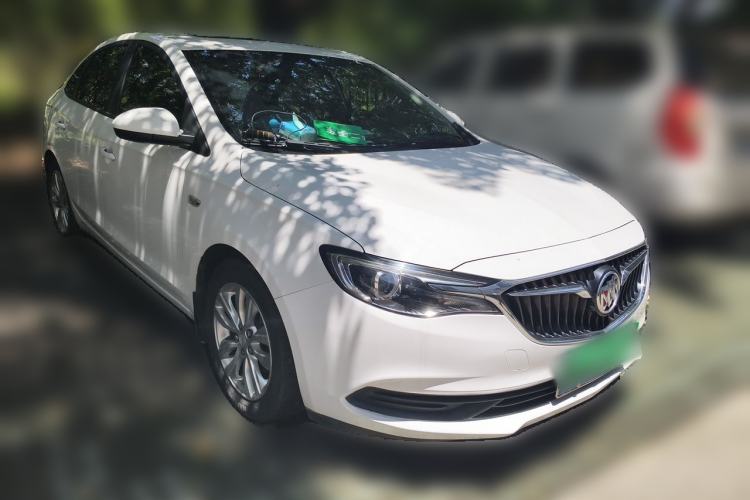 Used Buick GT 2018 15T Dual-Clutch Elite Model China V Standard Front Right 45 Deg