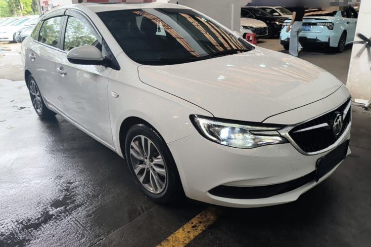 Used Buick GT 2018 18T Automatic Elite Model Front Right 45 Deg