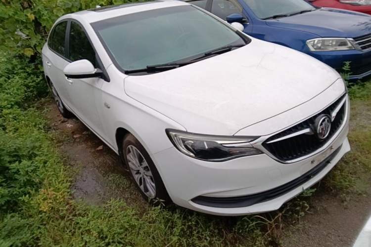 Used Buick GT 2018 18T Automatic Elite Model Front Right 45 Deg