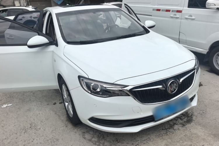 Used Buick GT 2018 15T Dual-Clutch Elite Model China V Standard Front Right 45 Deg