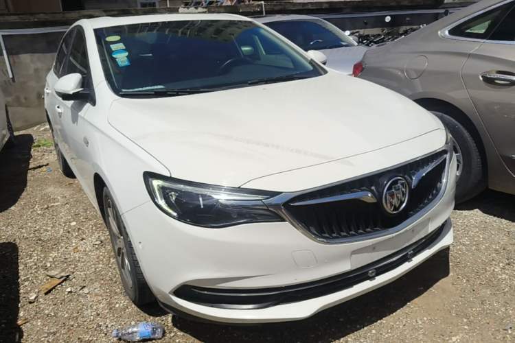 Used Buick GT 2018 18T Automatic Flagship Model Front Right 45 Deg