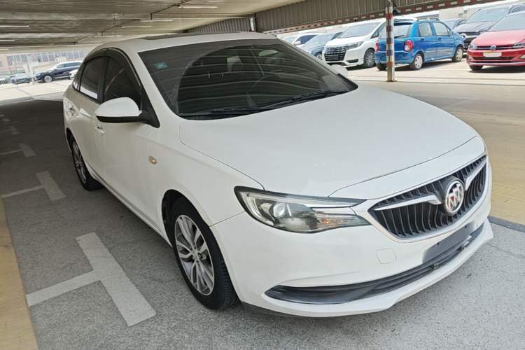 Used Buick GT 2018 18T Automatic Elite Model Front Right 45 Deg