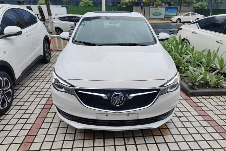 Used Buick GT 2018 15T Dual-Clutch Elite Model China V Standard Front