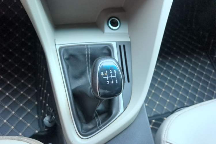 Used Buick GT 2018 15T Manual Elite Version China V Standard Gear Lever