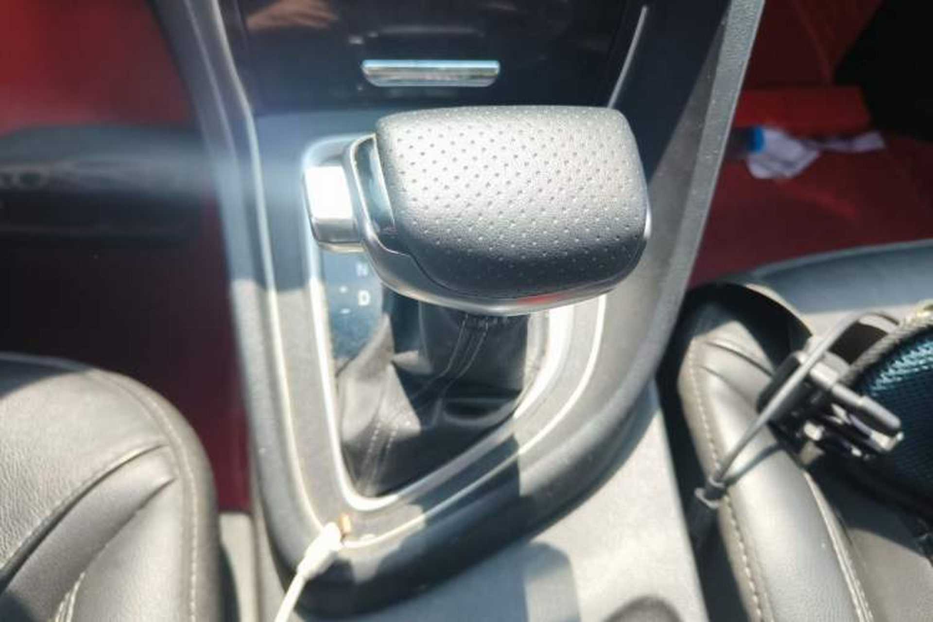 Used Buick GT 2018 18T Automatic Elite Model Gear Lever