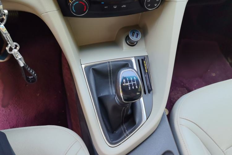 Used Buick GT 2018 15T Manual Elite Version China V Standard Gear Lever