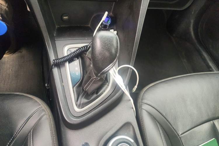 Used Buick GT 2018 18T Automatic Elite Model Gear Lever
