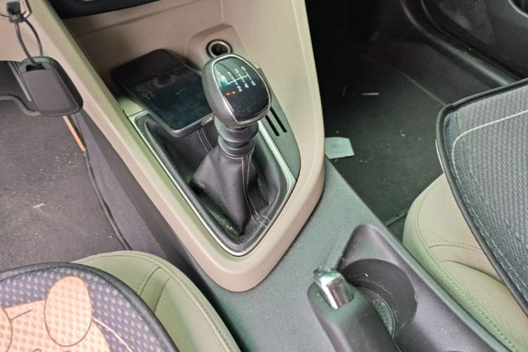 Used Buick GT 2018 15T Manual Entry-Level Version China V Standard Gear Lever