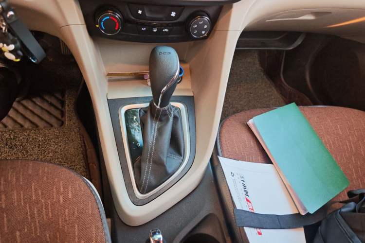 Used Buick GT 2018 15T Dual-Clutch Advanced Model China V Standard Gear Lever