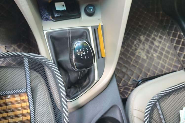 Used Buick GT 2018 15T Manual Elite Version China V Standard Gear Lever