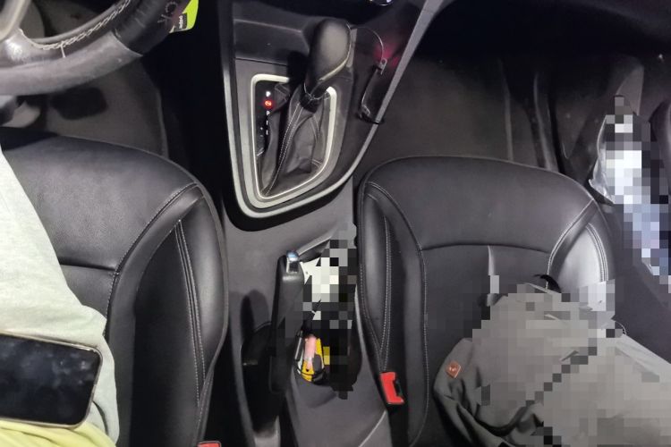 Used Buick GT 2018 18T Automatic Elite Model Gear Lever