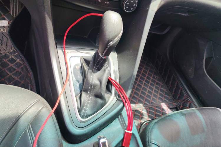 Used Buick GT 2018 18T Automatic Elite Model Gear Lever