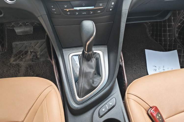 Used Buick GT 2018 18T Automatic Flagship Model Gear Lever