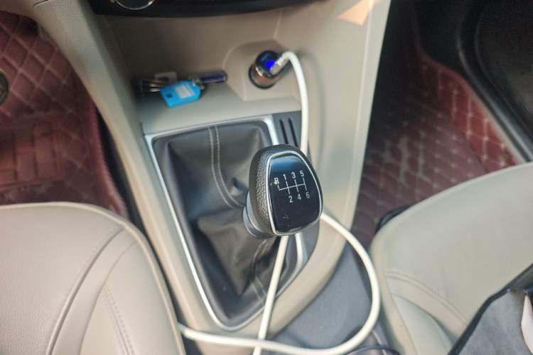 Used Buick GT 2018 15T Manual Elite Version China V Standard Gear Lever