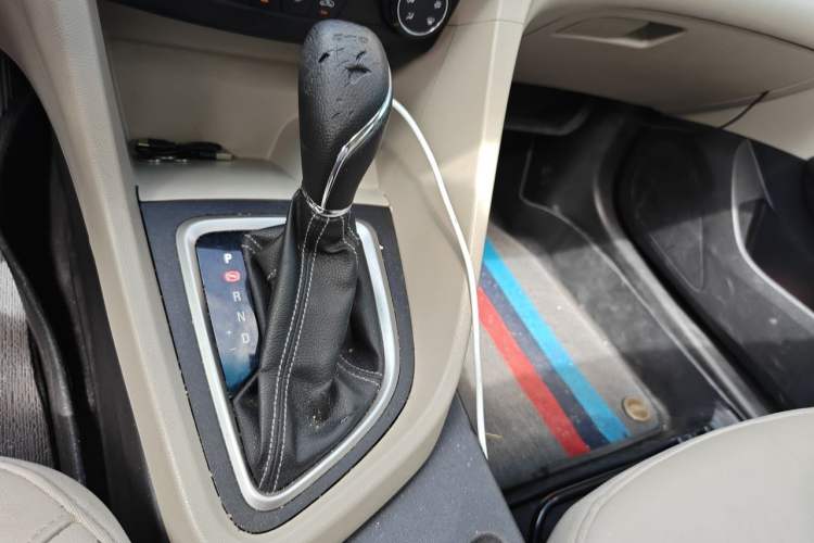 Used Buick GT 2018 15T Dual-Clutch Elite Model China V Standard Gear Lever