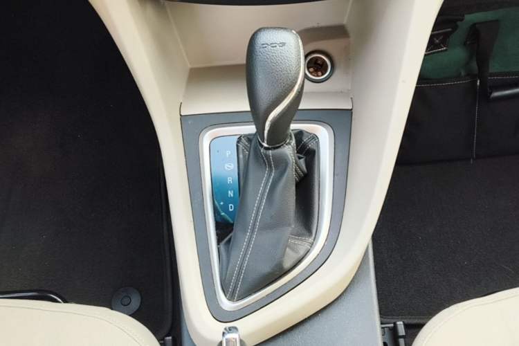 Used Buick GT 2018 15T Dual-Clutch Advanced Model China V Standard Gear Lever
