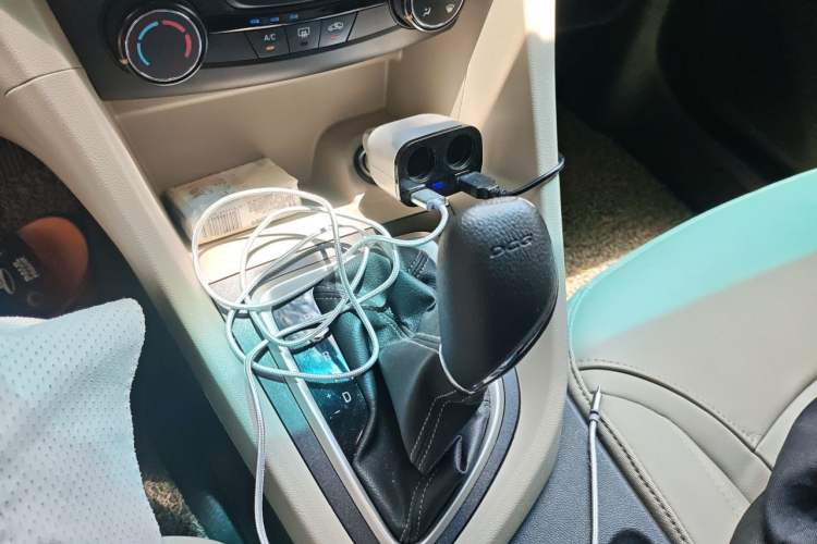 Used Buick GT 2018 15T Dual-Clutch Elite Model China V Standard Gear Lever