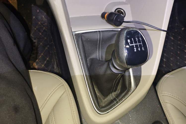 Used Buick GT 2018 15T Manual Elite Version China V Standard Gear Lever